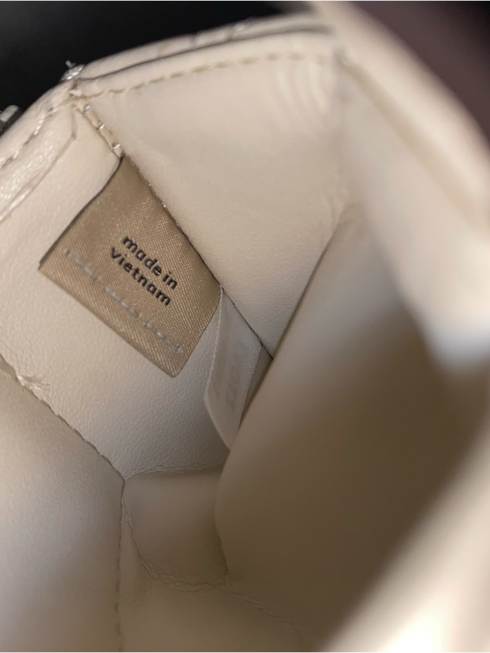 Coach Essential Multi Card Holder With Pillow Quilting Chalk New - Picture 7 of 7